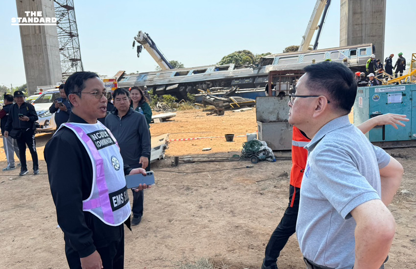 คณะพรรคเพื่อไทย ประเสริฐเร่งประสานกู้ภัยช่วยเหลือ พร้อมส่งกำลังใจเหตุเครนถล่มทับใส่รถไฟ อ.สีคิ้ว โคราช ย้ำไม่ใช่การเมือง 2