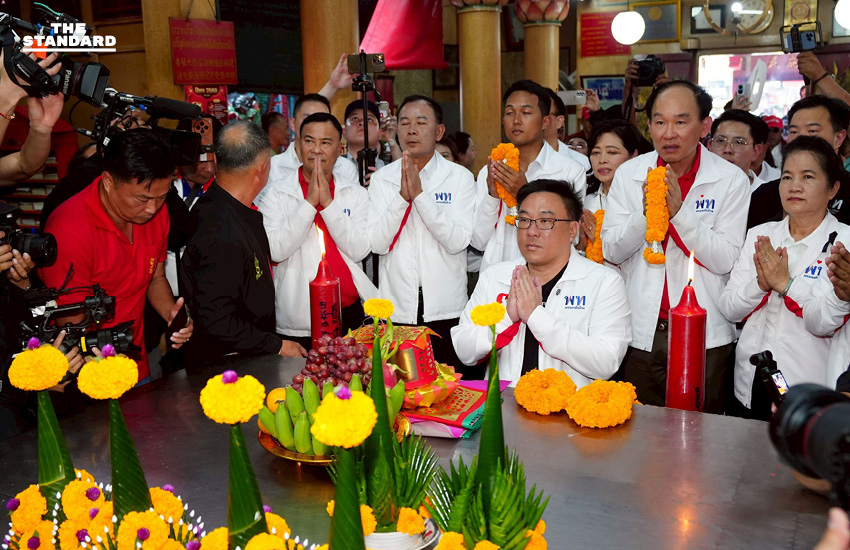 จุลพันธ์นำทีมเพื่อไทยบุก ปากน้ำ มั่นใจทวงคืน สมุทรปราการ เปลี่ยน ส้ม เป็น แดง เมินผลโพล ชี้ชะตาอยู่ที่ประชาชน 8 ก.พ. 2