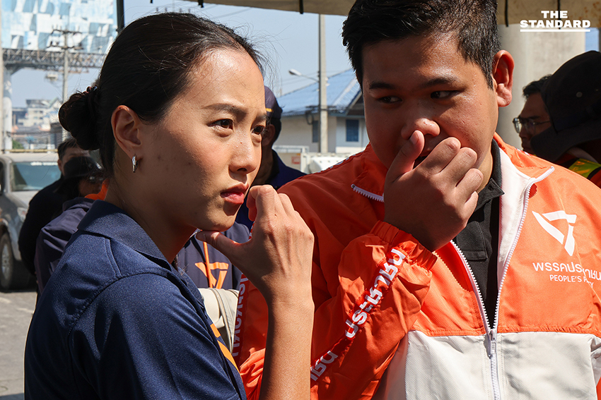 พิพัฒน์ ลงพื้นที่เครนถล่ม **พระราม 2** สั่งระงับก่อสร้างบนที่สูงทุกจุด พร้อมจี้ตรวจสอบมาตรการความปลอดภัยผู้รับเหมา คาดใช้เวลา 15 วันคืนผิวจราจร 6