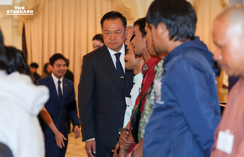 นายกฯ เป็นพยาน มอบเงินเยียวยาครอบครัวผู้เสียชีวิตจากเหตุเครนถล่มทับรถไฟ รายละ 1,340,000 บาท ยืนยัน ไม่ทอดทิ้งประชาชน 3