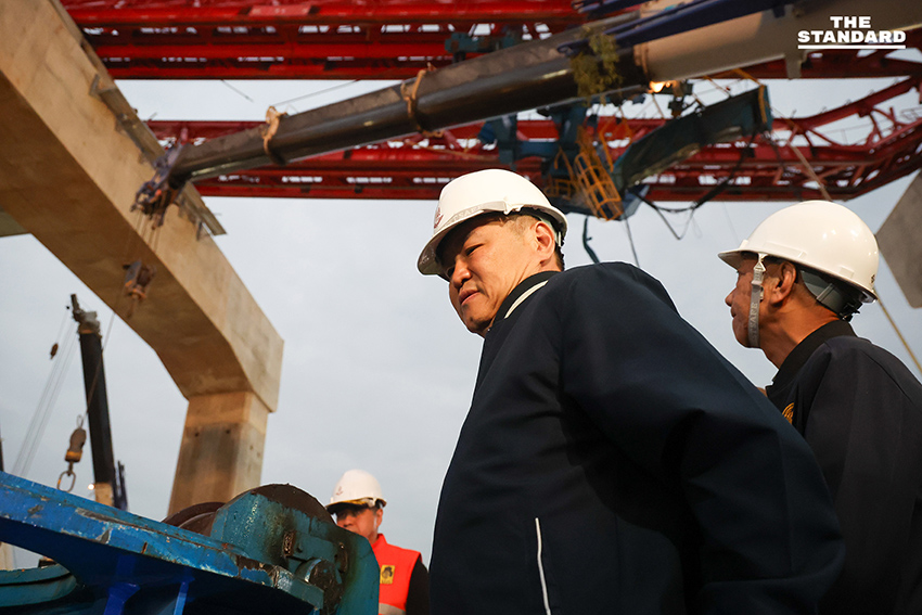 นายกรัฐมนตรีลงพื้นที่ โคราช สั่งเยียวยาขั้นสูงสุดเหตุเครนถล่มทับรถไฟด่วนพิเศษ กำชับ รฟท. สรุปผลสอบใน 15 วัน 6