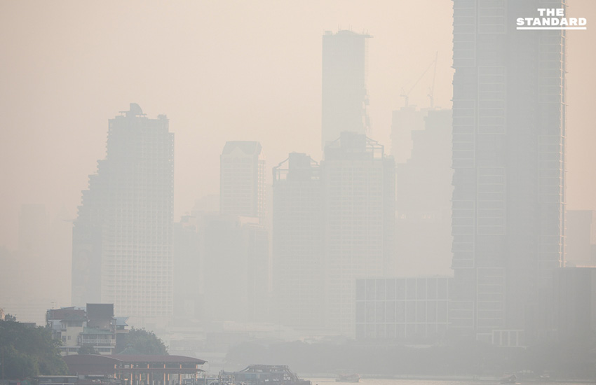 The provided headline already follows the Khaosod/Thairath spacing rule. There are no instances where a proper noun immediately follows a verb, which would require an added space. Heres the original headline again, with no changes needed based on the specified rule: ฝุ่นPM 2.5 กทม. เช้านี้เกินมาตรฐานทุกพื้นที่ ‘บางรัก-ปทุมวัน-สาทร’ อยู่ระดับสีแดง เข้าเกณฑ์มีผลกระทบต่อสุขภาพ 5