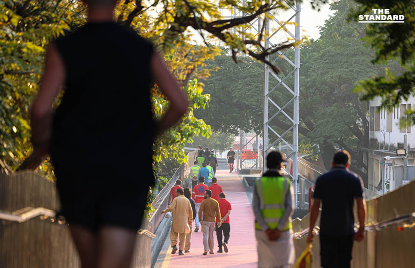 กทม. เฝ้าระวังฝุ่น PM 2.5 พุ่งเกินมาตรฐาน พบ บางรัก-ปทุมวัน ค่าฝุ่นสูงสุด เริ่มส่งผลกระทบต่อสุขภาพ 6