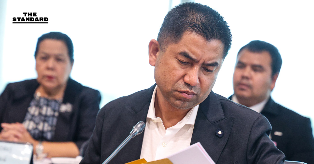 พล.ต.ต.จรูญเกียรติ ปานแก้ว รอง ผบช.ก. แถลงความคืบหน้าคดีทำร้ายร่างกาย