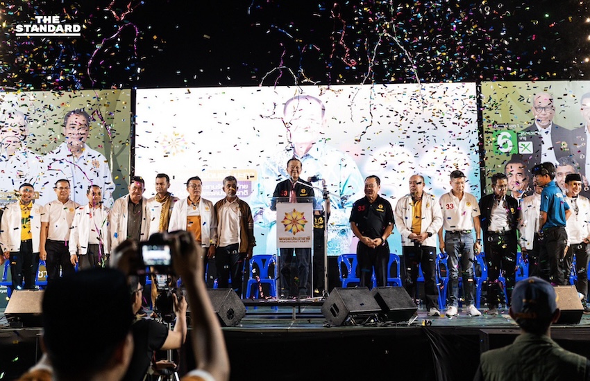 ประชาชาติปราศรัยใหญ่เวทีแรก ปัตตานี ‘ทวี’ ยืนยันต้องนำกัญชากลับไปเป็นยาเสพติด 6