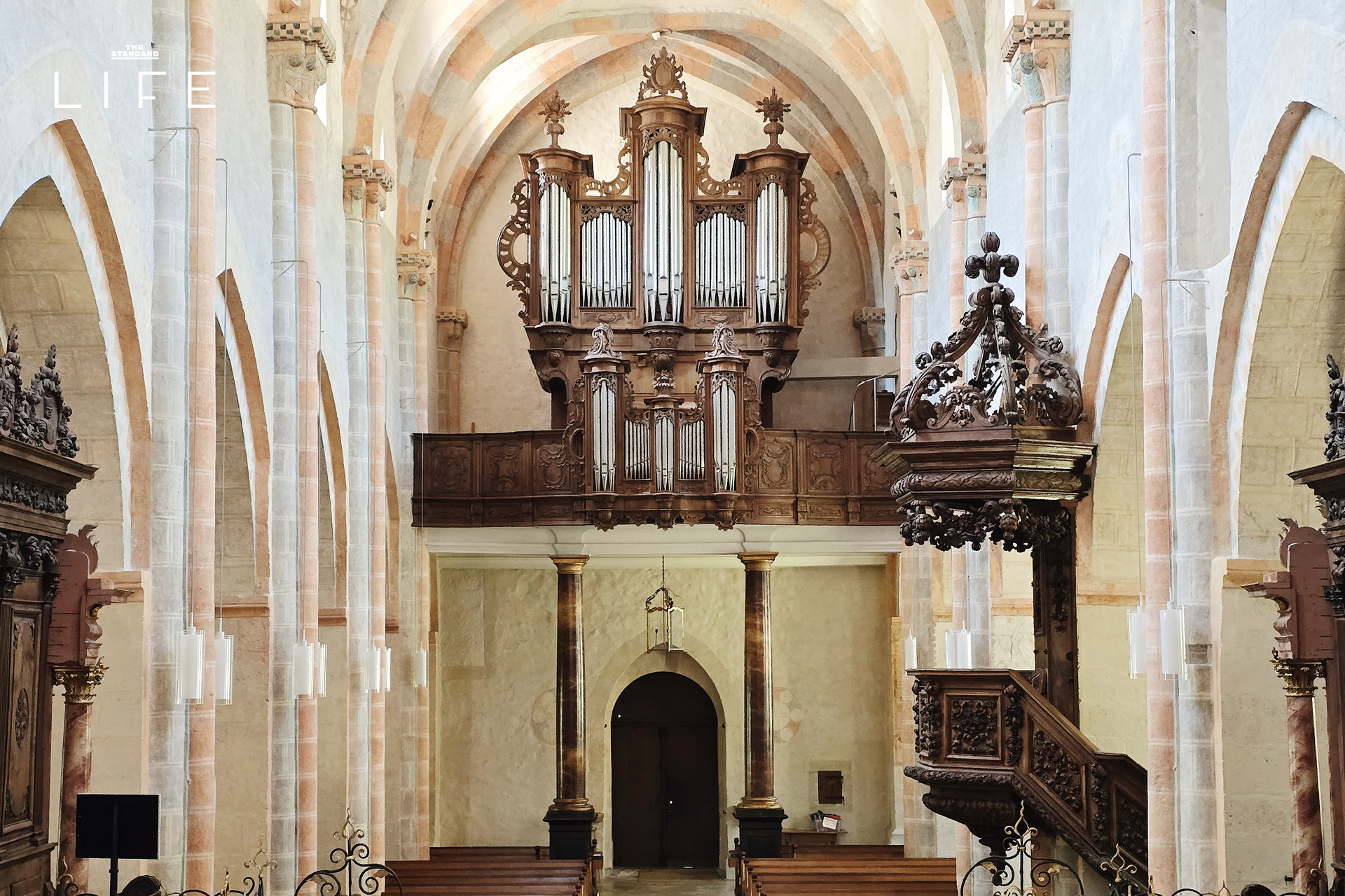 Saint-Ursanne หลงรัก หน้าร้อนสวิตฯ ในเมืองเล็กที่หลุดมาจากยุคกลาง 4