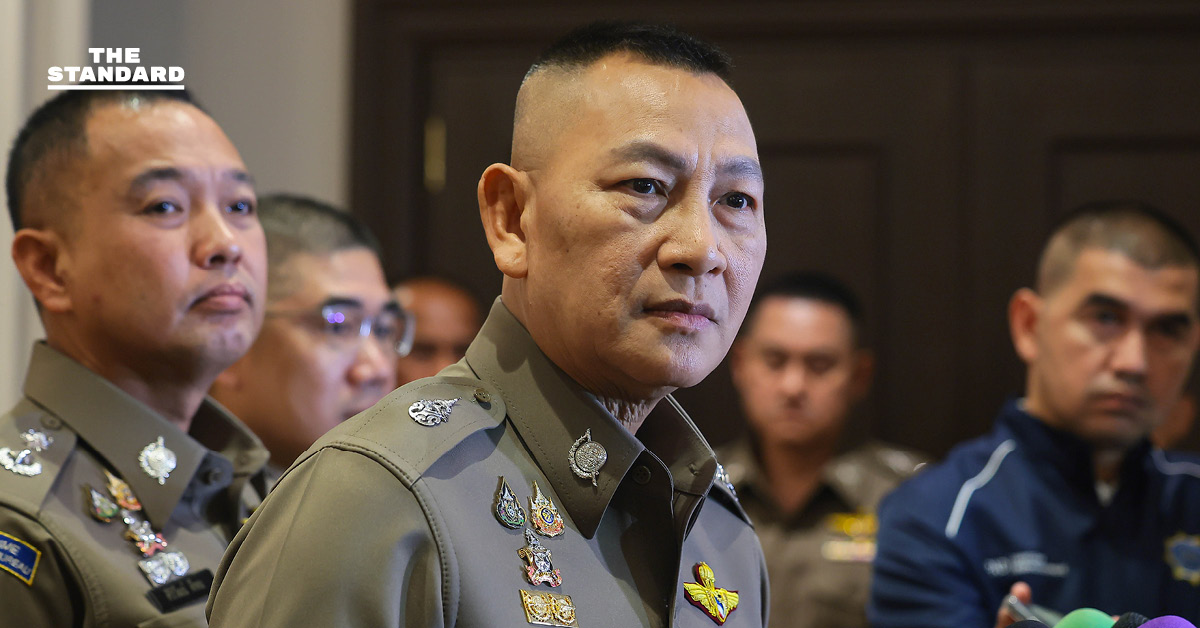 เครนถล่มรถไฟ สีคิ้ว