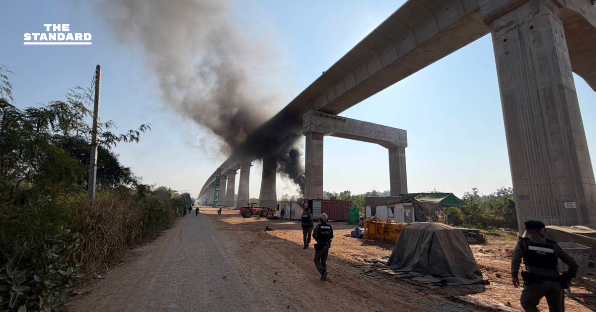 รฟท. แจ้งงดเดินและปรับเปลี่ยน เส้นทางรถไฟสายตะวันออกเฉียงเหนือ 14 ขบวน เหตุเครนก่อสร้างล้มทับขบวนรถด่วนพิเศษ ช่วงสถานีหนองน้ำขุ่น – สีคิ้ว
