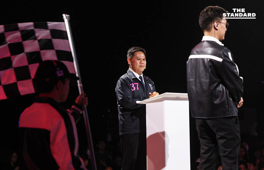 ภาพบรรยากาศเวที THE STANDARD DEBATE ที่พารากอน ฮอลล์ พร้อม 5 ตัวแทนพรรคการเมืองประชันวิสัยทัศน์ 19