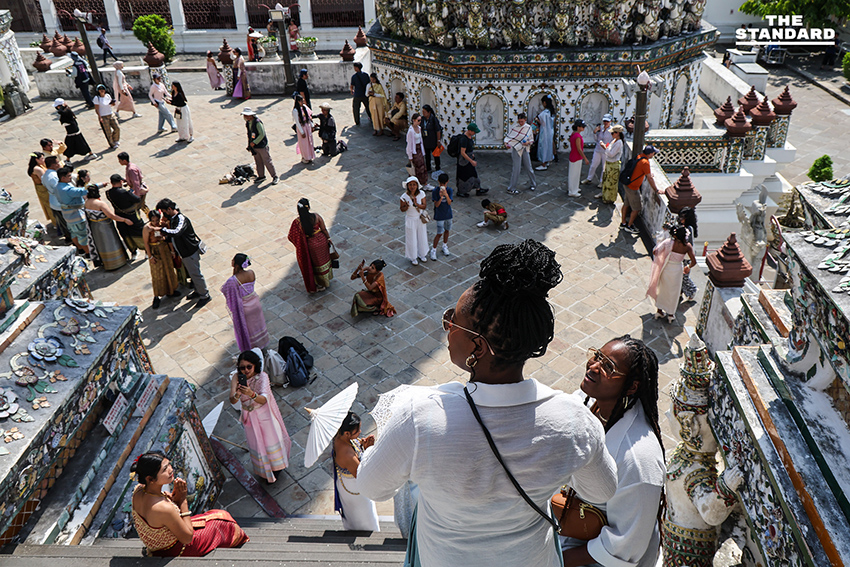 ตำรวจท่องเที่ยวจัดระเบียบ ‘ช่างภาพ วัดอรุณฯ’ หลังโซเชียลเปิดพฤติกรรมกีดกันนักท่องเที่ยว เร่งถก 3 ฝ่ายวางมาตรการคุมเข้ม 5