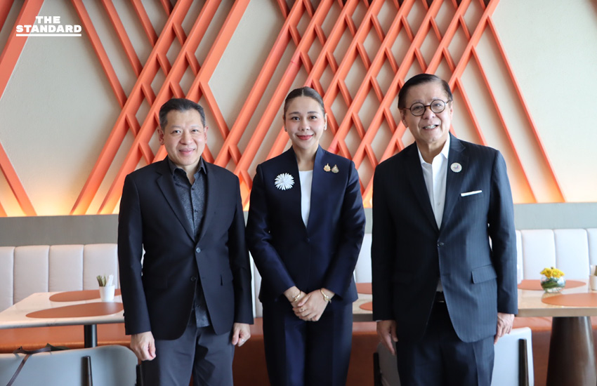 ปานัดฌา ไทยเศรษฐ์ นายกเทศมนตรีเมืองอุทัยธานี พร้อมรางวัลเมืองท่องเที่ยวสะอาดระดับอาเซียน 1