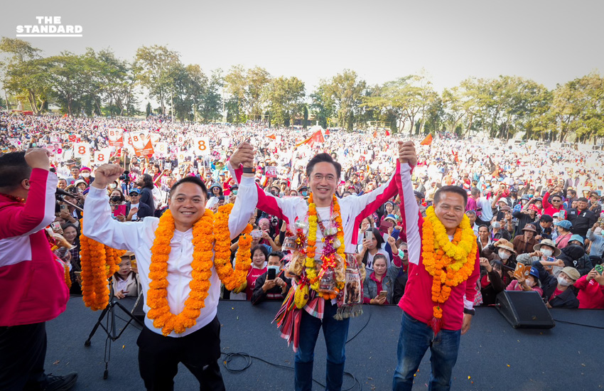 ศ.ดร.ยศชนัน วงศ์สวัสดิ์ และ ณัฐวุฒิ ใสยเกื้อ หาเสียงให้พรรคเพื่อไทยในจังหวัดเชียงรายและพะเยา 3