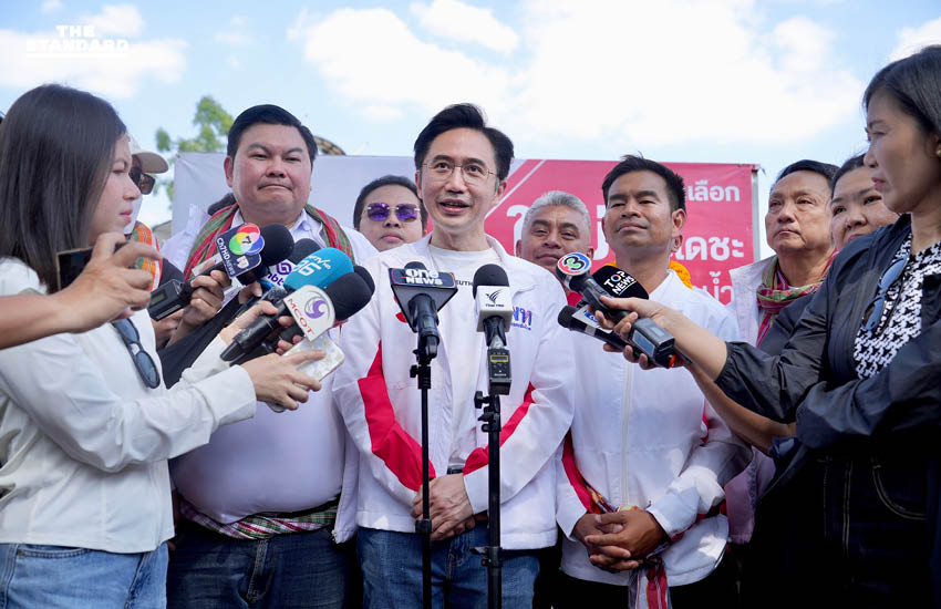 ศ.ดร.ยศชนัน วงศ์สวัสดิ์ หาเสียงและให้กำลังใจผู้สมัคร ส.ส. พรรคเพื่อไทย ที่จังหวัดบุรีรัมย์ 4