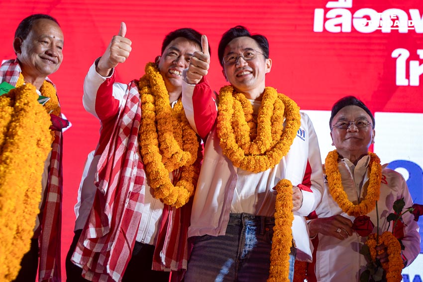 ยศชนัน ปิดเวทีปราศรัยใหญ่ เชียงใหม่ ขอเหมาทั้ง 10 เขต สัญญาเป็นรัฐบาลจะนำนักท่องเที่ยวกลับมาแอ่วเหนือ 7