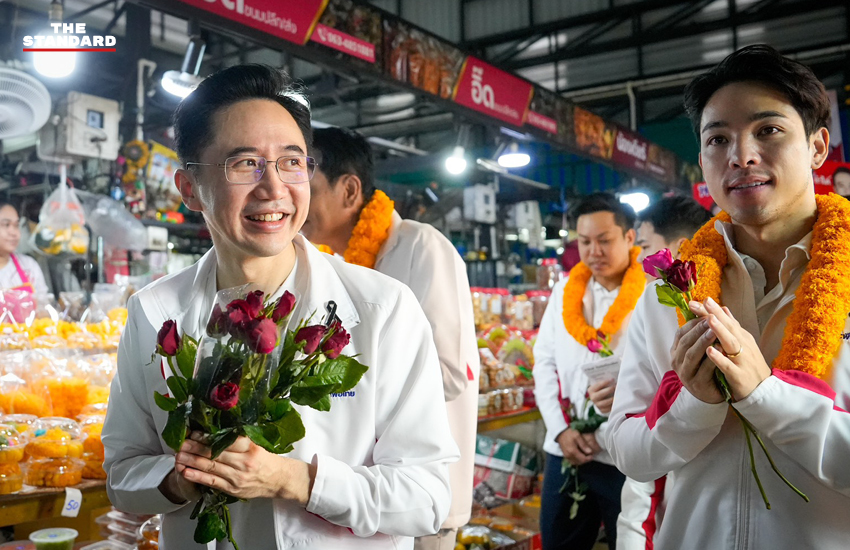 ‘ยศชนัน’ นำทัพเพื่อไทยทำบุญเอาฤกษ์เอาชัยปีใหม่ ลุยตลาดยิ่งเจริญ รับฟังเสียงชาวบ้าน เผยปี 69 เป็นปีแห่งการเปลี่ยนแปลง 5