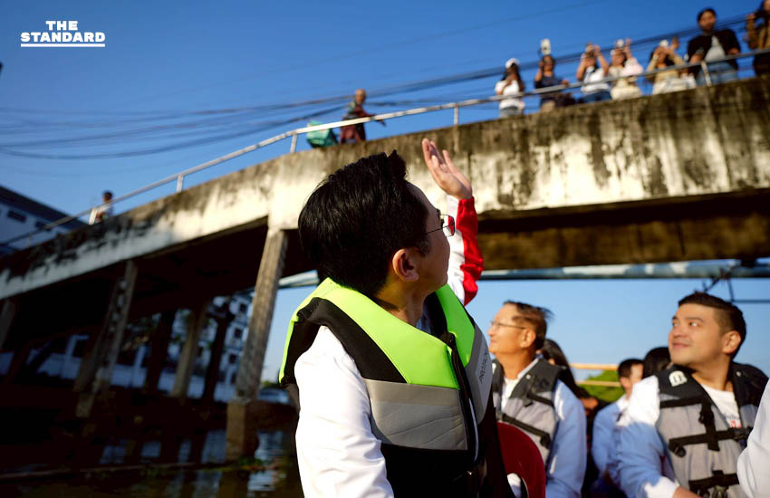 เลือกตั้ง 2569 : ยศชนัน ควง ธีรรัตน์ ล่องเรือหาเสียง ลาดกระบัง ชู นโยบายบริหารน้ำทั้งระบบ ป้องกัน อุทกภัย 3