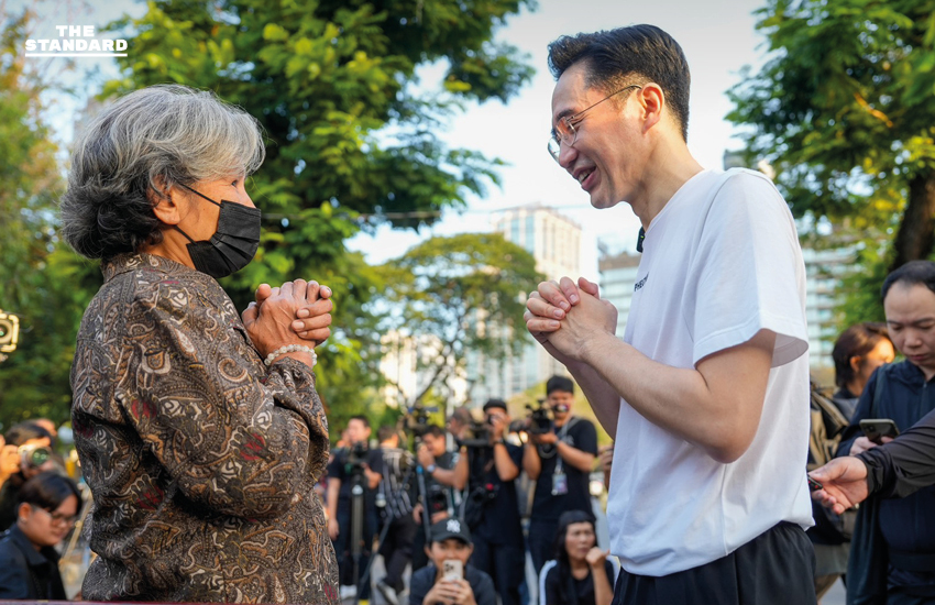 ยศชนันนำ เพื่อไทยวิ่งออกกำลัง สวนลุมพินี ดัน รถไฟฟ้า 20 บาท- รถเมล์แอร์ 10 บาท ลดมลพิษ 15