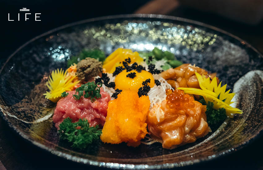 ดีเจพุฒ พุฒิชัย ในลุคสบายๆ ขณะพักผ่อนหลังเลิกงาน