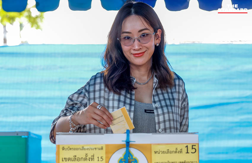 เลือกตั้ง 2569 : แพทองธาร ควง คุณหญิงพจมาน-พินทองทา ใช้สิทธิเลือกตั้ง