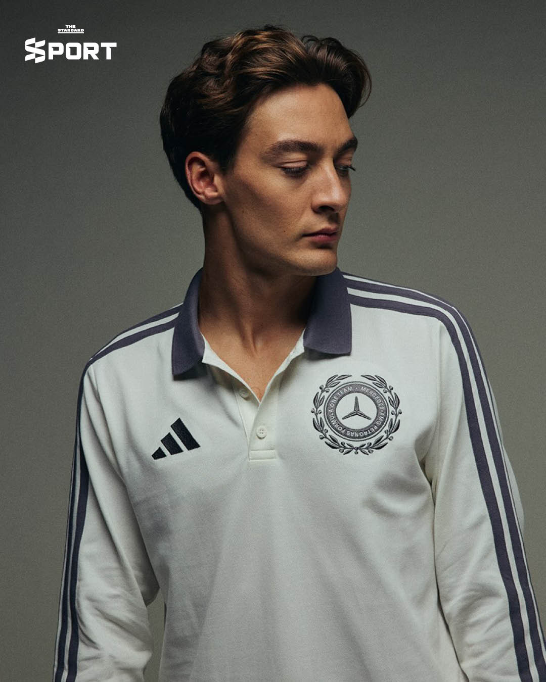 ภาพคอลเล็กชัน The Silver Arrows ของ adidas และ Mercedes ที่นำเสนอแฟชั่นไอเท็มสไตล์เรียบหรูและคลาสสิก 2