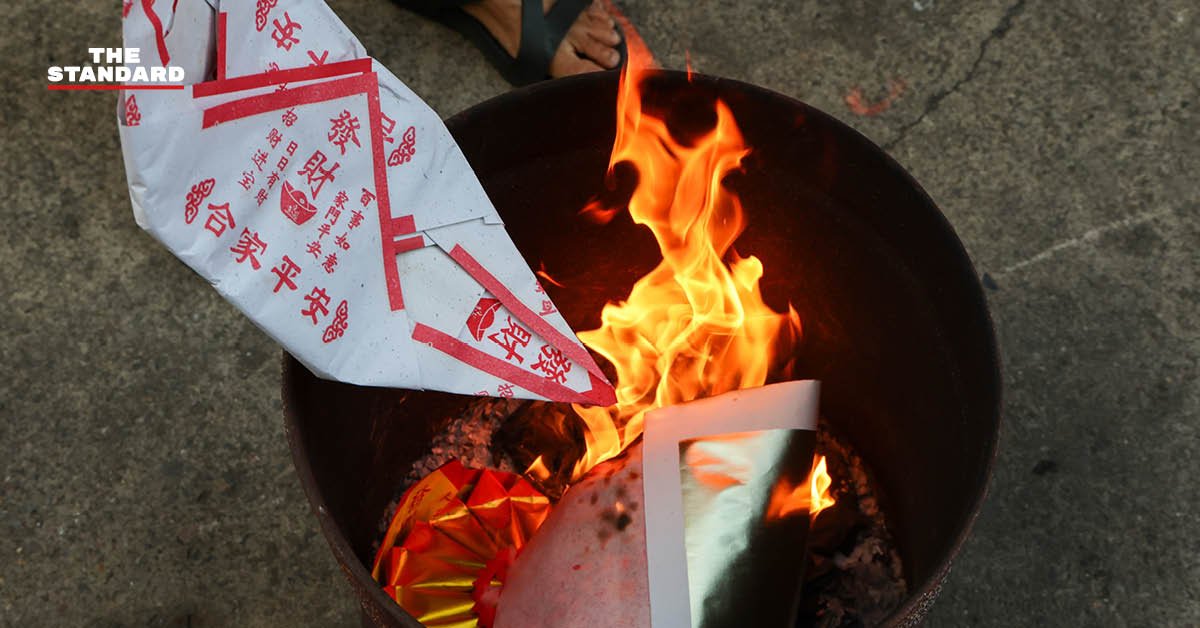 ประชาชนงดจุดธูป-เผากระดาษเงินกระดาษทองช่วงตรุษจีน ลดฝุ่น PM2.5 ตามผลสำรวจอนามัยโพล