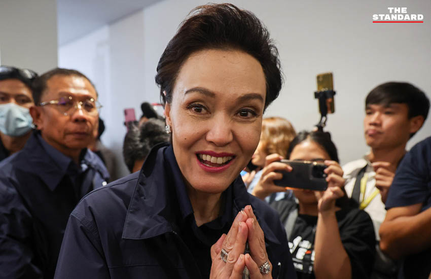 อนุทิน ชาญวีรกูล หัวหน้าพรรคภูมิใจไทย แถลงข่าวชัยชนะการเลือกตั้ง 3