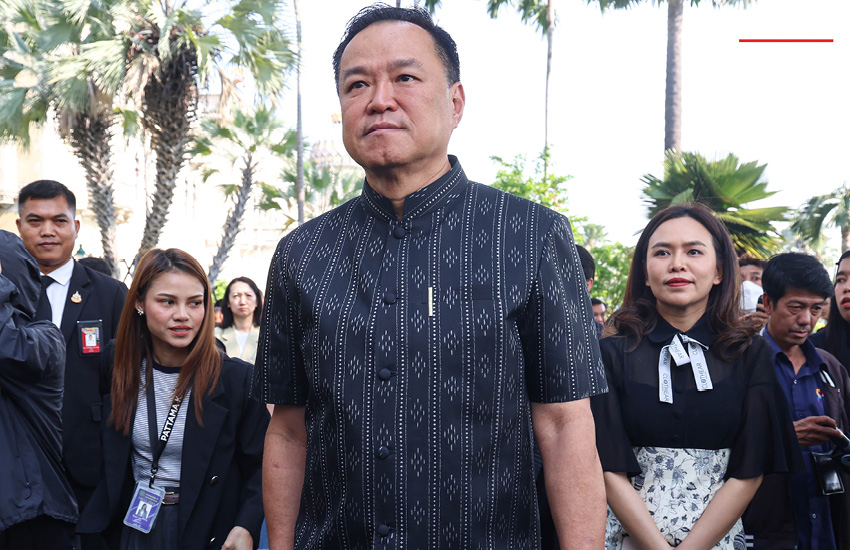 อนุทิน ชาญวีรกูล นายกรัฐมนตรี นำประชุมคณะรัฐมนตรีหลังการเลือกตั้ง ที่ทำเนียบรัฐบาล 1