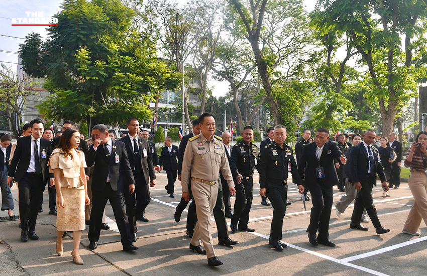 อนุทิน ชาญวีรกูล เป็นประธานในพิธีครบรอบ 18 ปี กอ.รมน. พร้อมให้สัมภาษณ์ประเด็นการเมือง 5