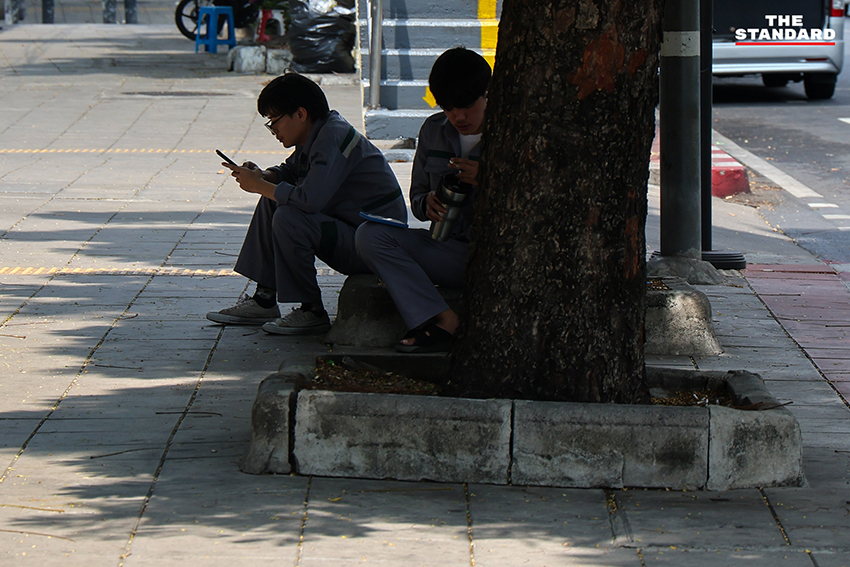 ภาพทิวทัศน์ กรุงเทพมหานคร แสดงสภาพอากาศร้อนในตอนกลางวัน พร้อมเมฆฝนฟ้าคะนอง 4