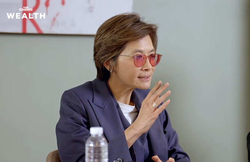 ผศ.ดร.เกษรา ธัญลักษณ์ภาคย์ กรรมการผู้จัดการ บมจ.เสนาดีเวลลอปเม้นท์ ให้ความเห็นปัญหารายได้คนกรุงเทพฯ ลดลงและผลกระทบต่อการซื้อบ้าน 3