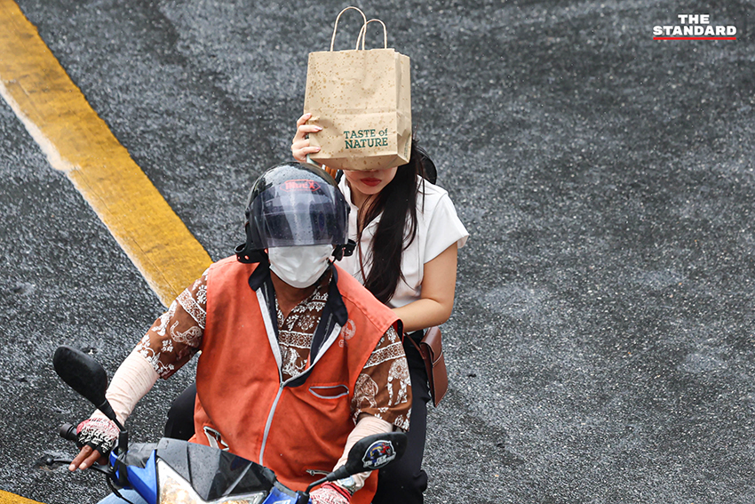 ภาพแสดงสภาพอากาศ กรุงเทพมหานครและปริมณฑล ที่มีแดดจัด อุณหภูมิสูง สลับกับฝนฟ้าคะนอง พร้อมคำเตือนจากกรมอุตุนิยมวิทยา 6