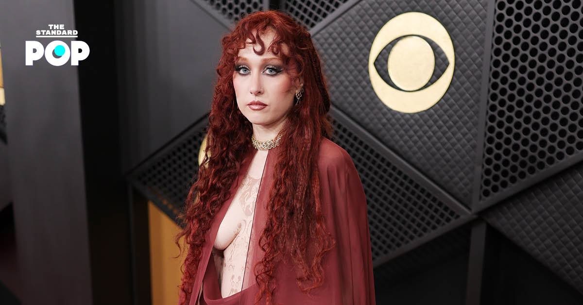 Chappell Roan ในชุดซีทรู Mugler บนพรมแดง Grammy Awards 2026