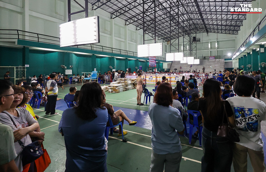 ตัวแทนกลุ่มประชาชนชลบุรีเขต 1 แถลงข่าวตอบโต้ กกต. ประเด็นการเฝ้าหีบบัตรเลือกตั้งและท้าให้เปิดหลักฐานพิสูจน์ความจริง 7