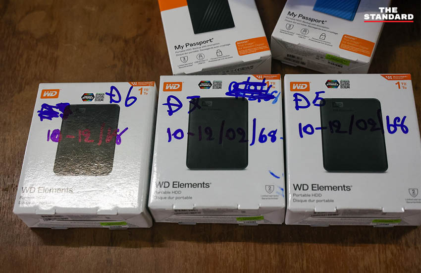 กัณพงศ์ แก้วทอง ตัวแทนกลุ่ม ‘นับใหม่ Ok นะ’ แถลงปมไฟล์วงจรปิดเลือกตั้งชลบุรีหาย 4