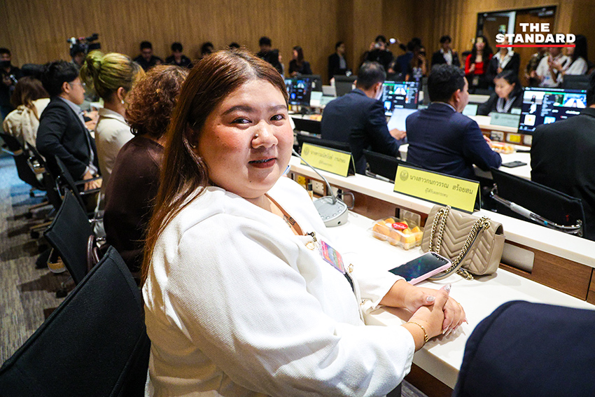 ภาพบรรยากาศการประชุมคณะกรรมาธิการพัฒนาการเมืองฯ วุฒิสภา เชิญกลุ่มนับใหม่ OK นะ ชลบุรี เขต 1 ชี้แจงกรณีถูก กกต. แจ้งความ 10