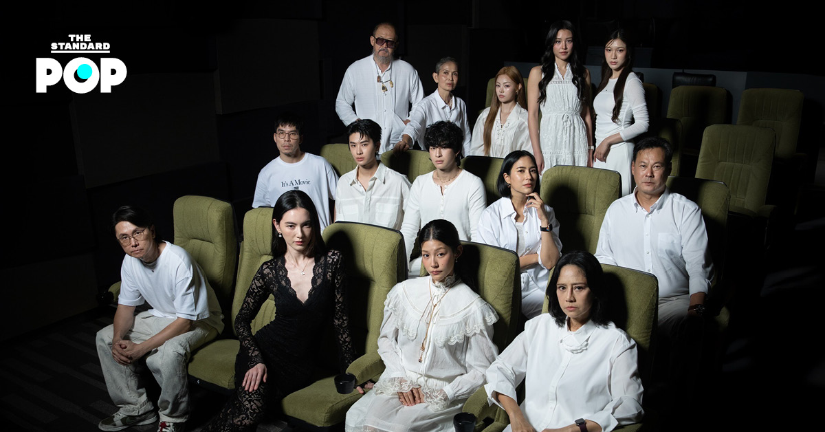 ใหม่ ดาวิกา, ใบปอ ธิติยา และ นก สินจัย พร้อมด้วย โต้ง บรรจง และทีมงานในพิธีเปิดกล้องภาพยนตร์ INHERIT จาก GDH