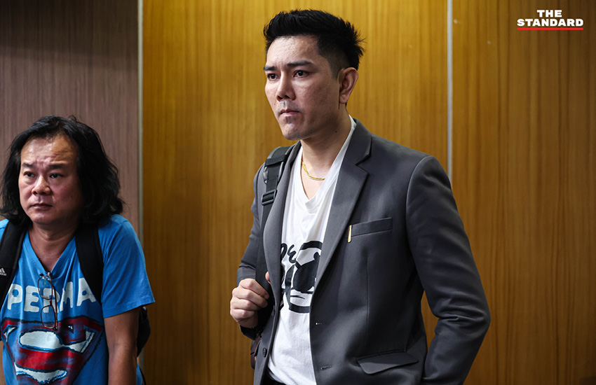 สมชัย ศรีสุทธิยากร และภาคประชาชนสาธิตการเลือกตั้งจำลอง เพื่อตรวจสอบบัตรเลือกตั้งที่มีบาร์โค้ดว่าไม่เป็นความลับ 14