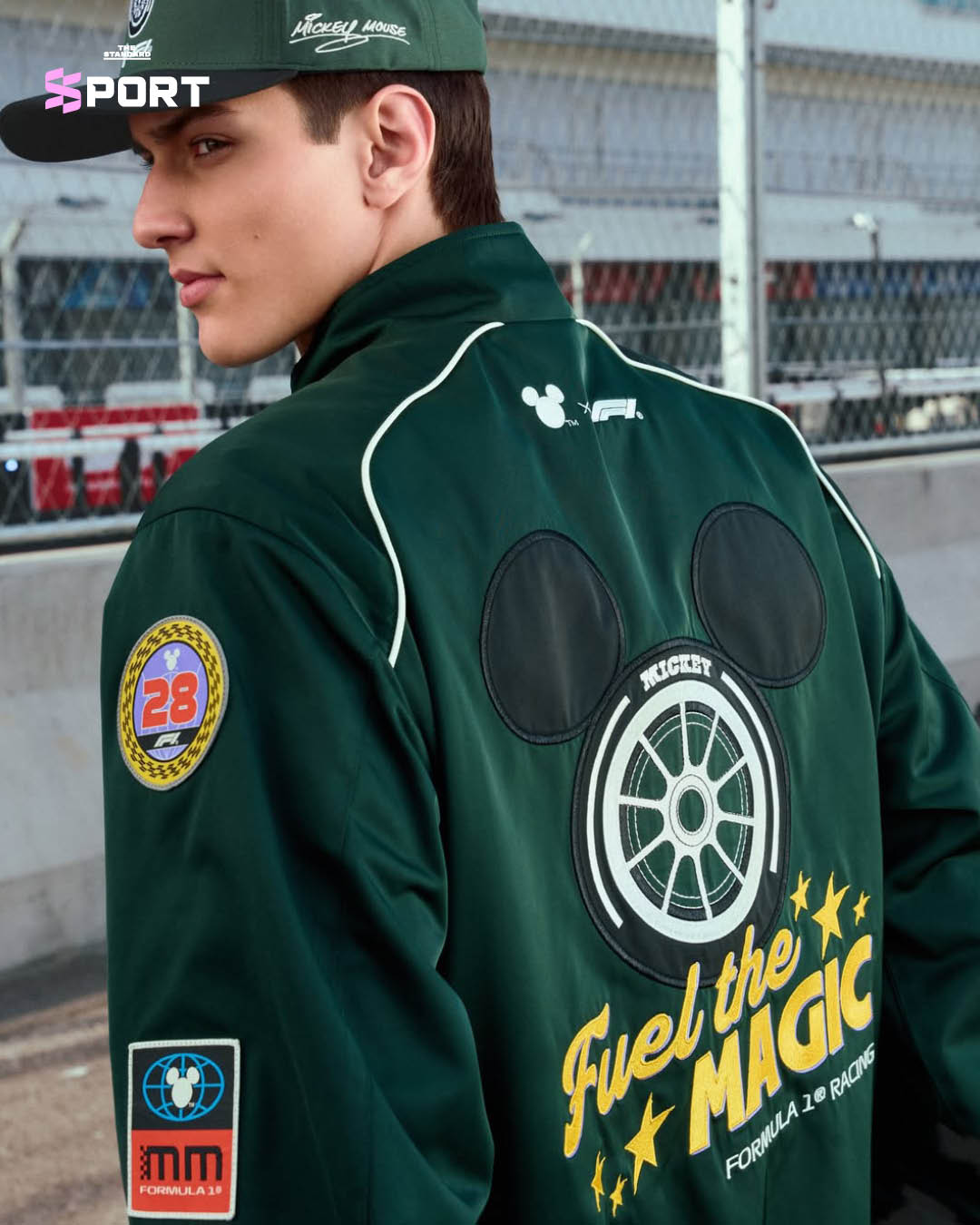 Mickey Mouse ในชุดนักแข่ง F1 ร่วมฉลองการเปิดตัวคอลเล็กชันพิเศษ F1 x Disney ต้อนรับฤดูกาล 2026 1