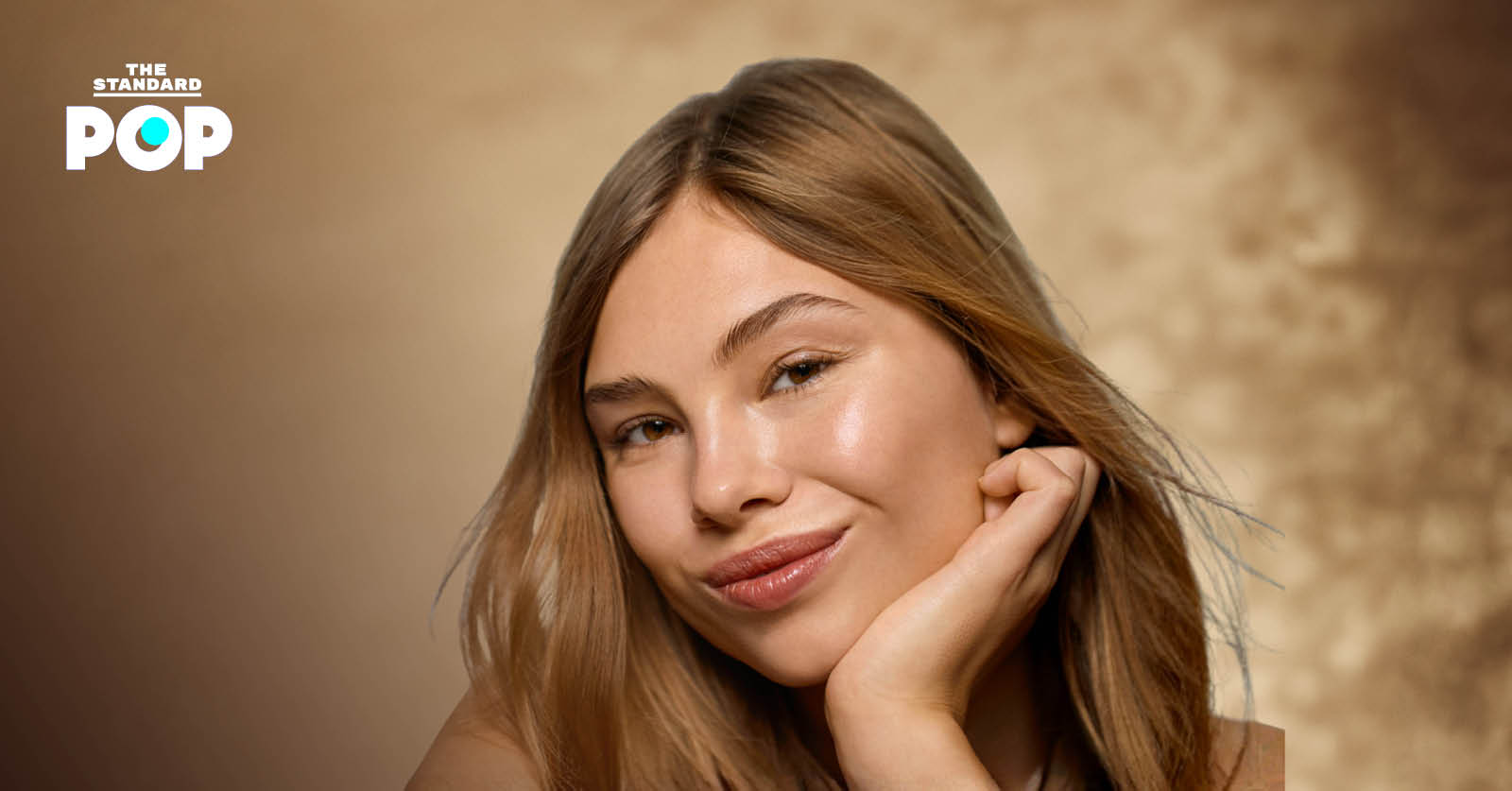 ภาพประกอบ เทรนด์บูสต์ผิวปี 2026 ผิวดูสุขภาพดีชุ่มชื้น และผลิตภัณฑ์ Original SKINBOOSTERSTM ในแคมเปญ #CLICKบูสต์ผิว จาก Galderma