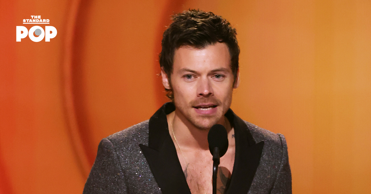 Harry Styles ศิลปินชื่อดัง เจ้าของเพลง Aperture ที่ขึ้นอันดับ 1 บนชาร์ต Billboard Hot 100