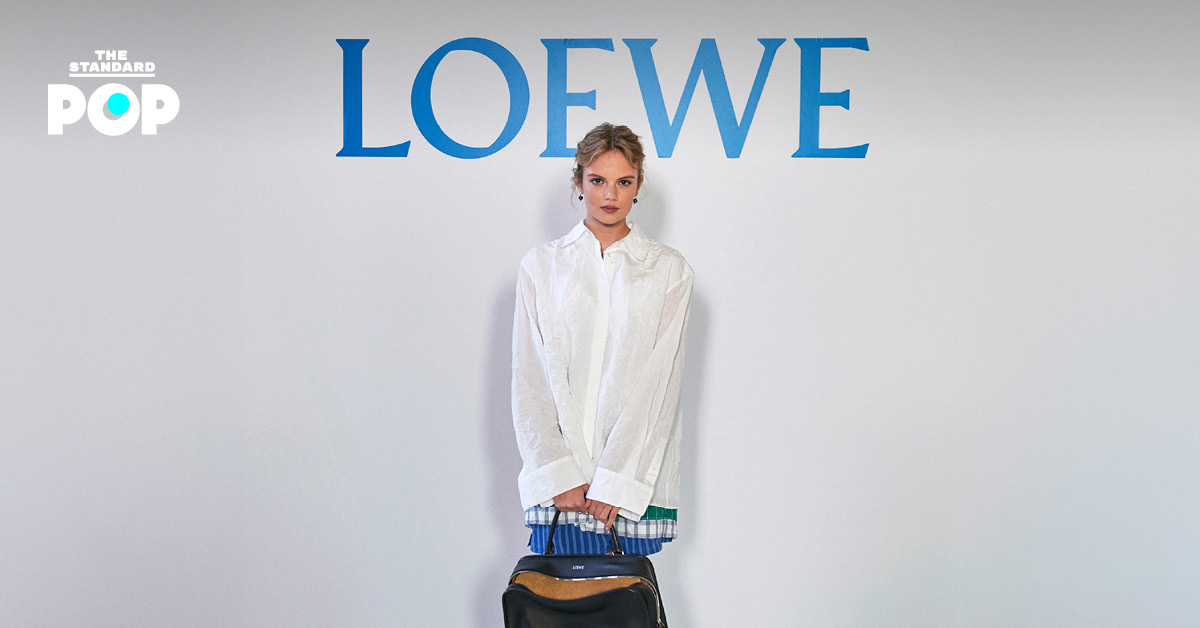 ภาพ Isla Johnston แบรนด์แอมบาสเดอร์คนล่าสุดของ LOEWE