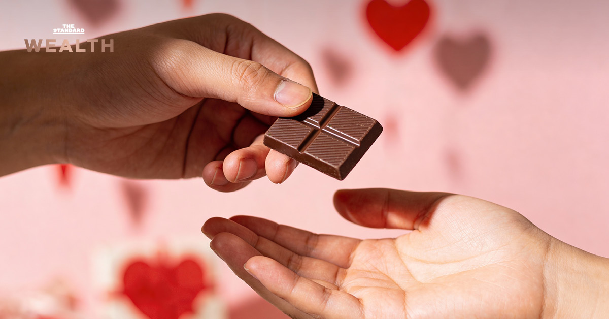 ภาพช็อกโกแลตในกล่อง สื่อถึงวันวาเลนไทน์ ที่ชาวญี่ปุ่นกำลังลดการให้เพราะภาวะเงินเฟ้อ