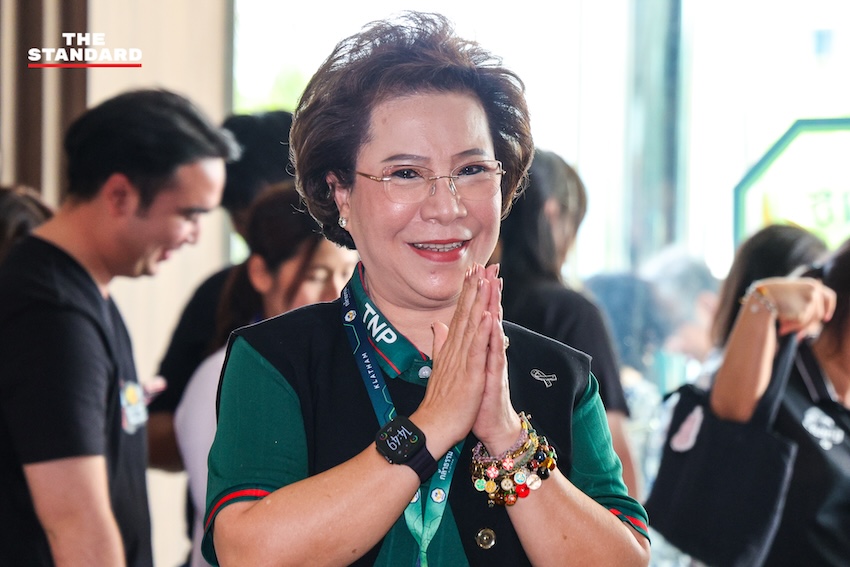 ภาพบรรยากาศการประชุมคณะกรรมการบริหารพรรคกล้าธรรมและว่าที่ สส. โดยมี ร.อ. ธรรมนัส พรหมเผ่า และ นฤมล ภิญโญสินวัฒน์ เข้าร่วม เพื่อหารือแนวทางการร่วมรัฐบาล 6