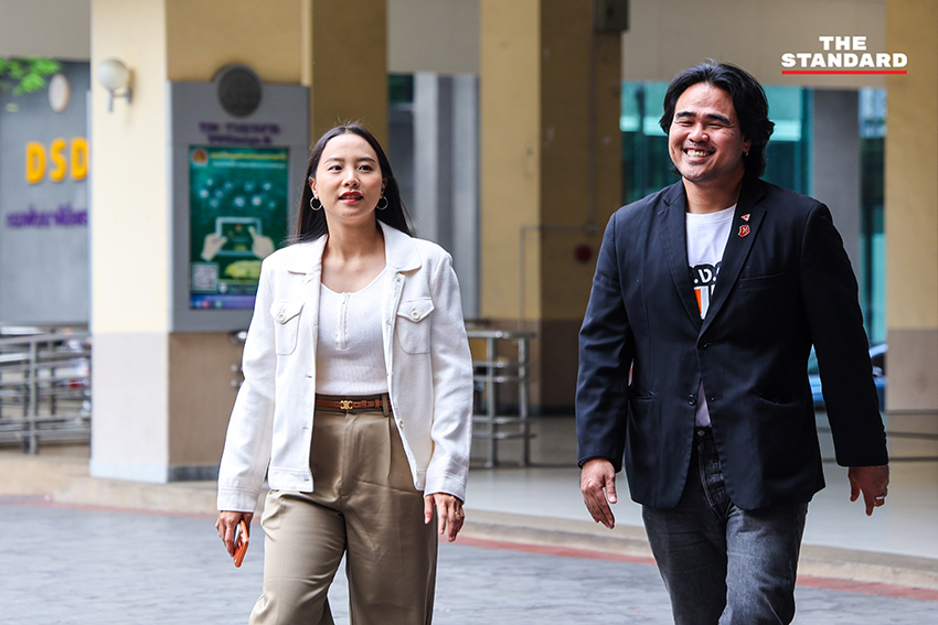 รักชนก ศรีนอก ส.ส. พรรคประชาชน และคณะ ยื่นหนังสือ กระทรวงแรงงาน ทวงถามความคืบหน้าเลือกบอร์ดประกันสังคม 12