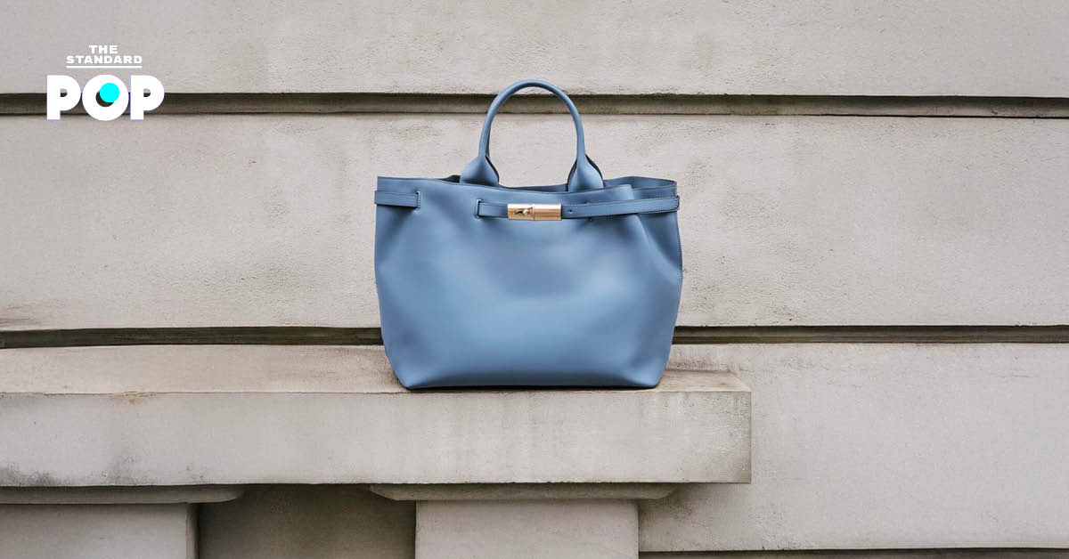 ภาพโลโก้ Longchamp พร้อมสัญลักษณ์ B Corp Certification ตอกย้ำความมุ่งมั่นด้านความยั่งยืนของแบรนด์