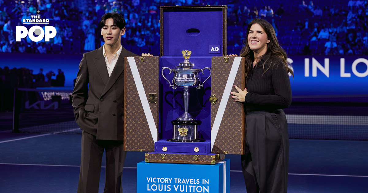 หีบถ้วยรางวัล Louis Vuitton สำหรับการแข่งขัน Australian Open ที่เผยดีเทลการรังสรรค์อันประณีต