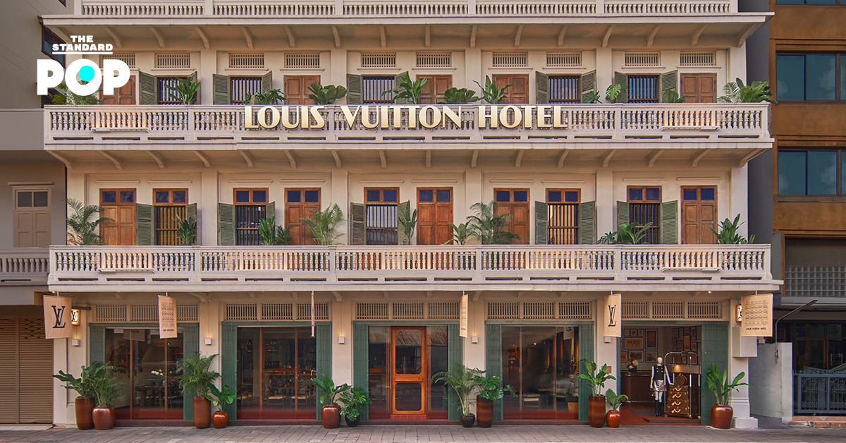 ภาพโรงแรม Louis Vuitton Hotel Bangkok ป๊อบอัพ จัดแสดงกระเป๋า Monogram อันเป็นเอกลักษณ์