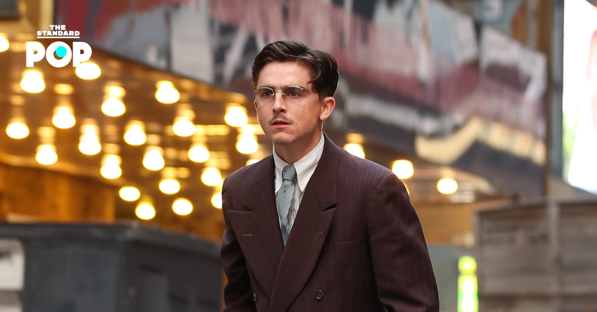 โปสเตอร์ภาพยนตร์ Marty Supreme ที่ทำรายได้สูงสุดตลอดกาลของสตูดิโอ A24 นำแสดงโดย Timothée Chalamet