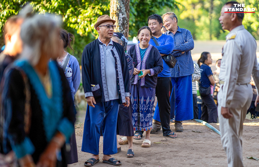 ชาวม้ง บ้านขุนช่างเคี่ยน เชียงใหม่ แต่งกายชุดชนเผ่าร่วมใช้สิทธิ์เลือกตั้งและประชามติ 6