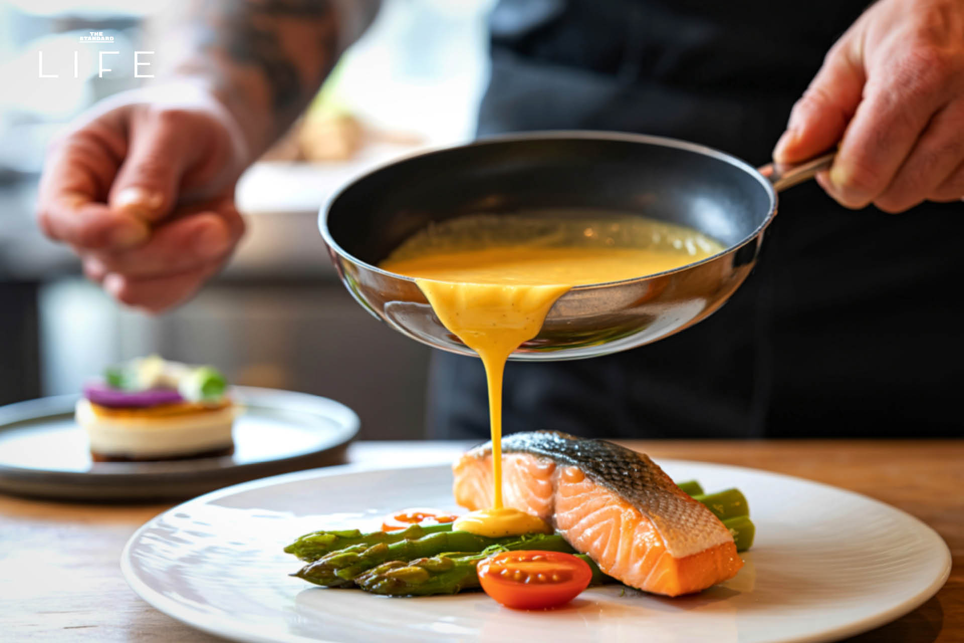 ภาพแสดงอาหาร Fine-Casual ที่ เชฟมิชลิน สร้างสรรค์ สื่อถึงความหรูหราที่เข้าถึงง่าย 1